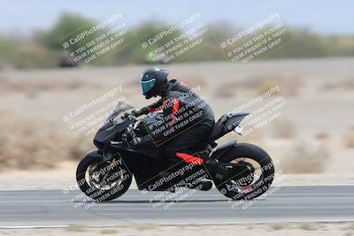media/May-05-2025-Moto Forza (Mon) [[3c1838c5e5]]/2-B Group/Session 3 (Panning Test Turn 14 Inside)/